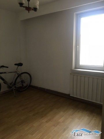 apartament-4-camere-zona-europa-63500-e-5